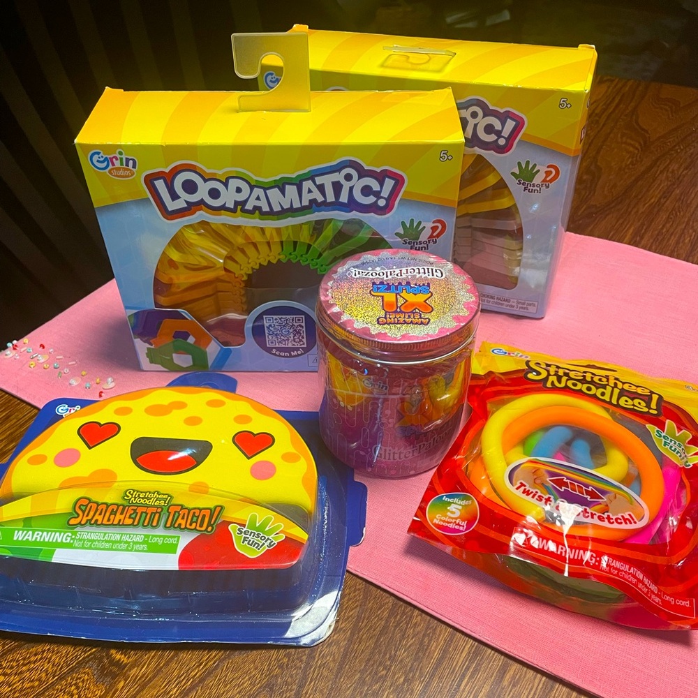 NEW Grin Studios Set of Sensory Toys, Ages 3+
